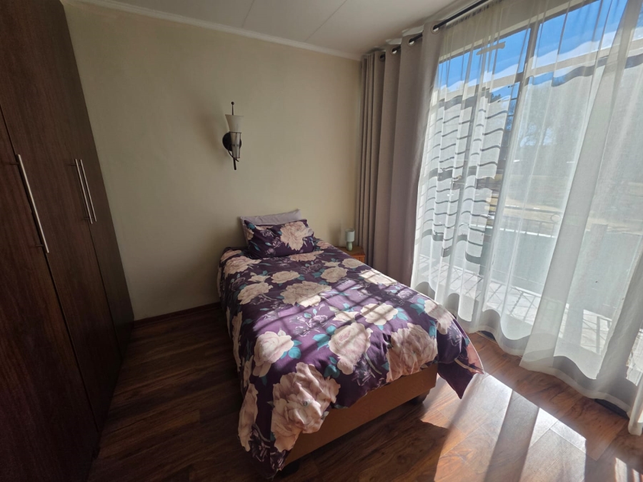 4 Bedroom Property for Sale in Lindequesdrif North West